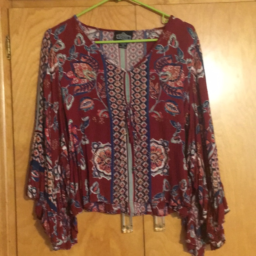 Angie brand medium top